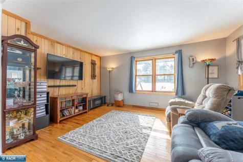 7713 Appaloosa Road Embarrass MN 55732