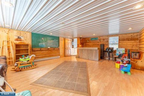 7713 Appaloosa Road Embarrass MN 55732