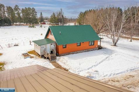 7713 Appaloosa Road Embarrass MN 55732
