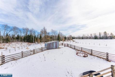 7713 Appaloosa Road Embarrass MN 55732