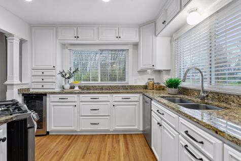 3416 Robinwood Spur Minnetonka MN 55305