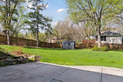 3416 Robinwood Spur Minnetonka MN 55305