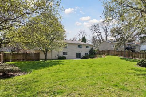 3416 Robinwood Spur Minnetonka MN 55305