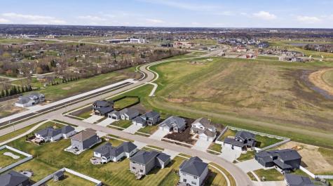 2950 Prairie Farms Circle S Fargo ND 58104
