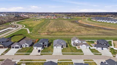 2950 Prairie Farms Circle S Fargo ND 58104