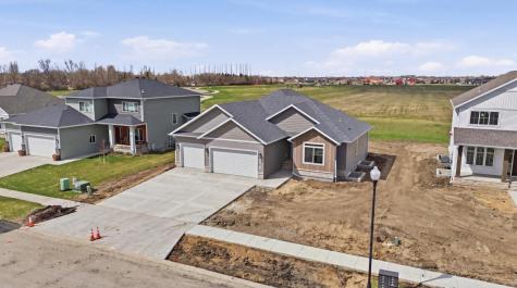 2950 Prairie Farms Circle S Fargo ND 58104