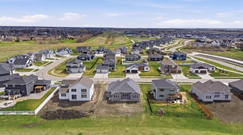 2950 Prairie Farms Circle S Fargo ND 58104