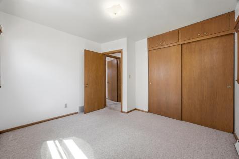 526 Birch Lane S Moorhead MN 56560