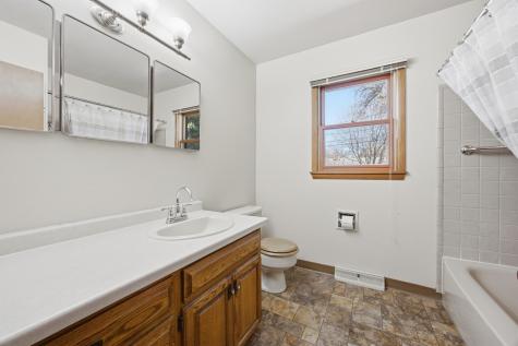 526 Birch Lane S Moorhead MN 56560