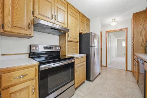 526 Birch Lane S Moorhead MN 56560