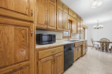 526 Birch Lane S Moorhead MN 56560