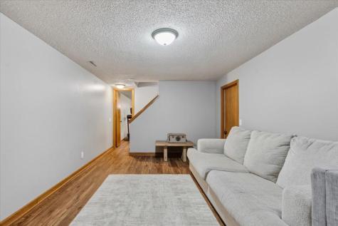 50105 75th Avenue Kenyon MN 55946