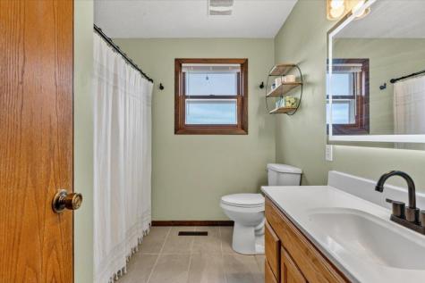 50105 75th Avenue Kenyon MN 55946