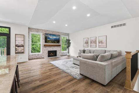 4450 Norwood Lane N Plymouth MN 55442