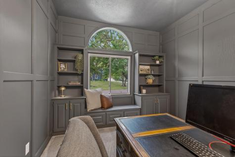 4450 Norwood Lane N Plymouth MN 55442