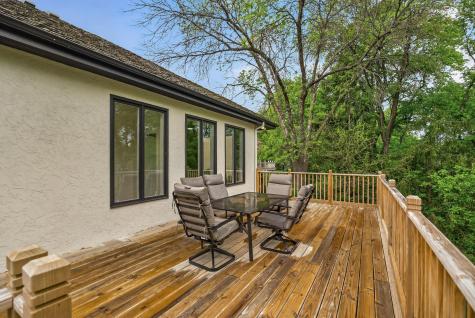 4450 Norwood Lane N Plymouth MN 55442