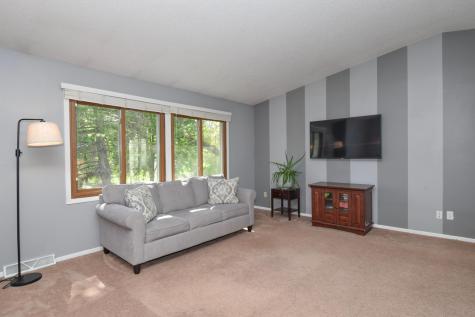 910 94th Avenue NE Blaine MN 55434