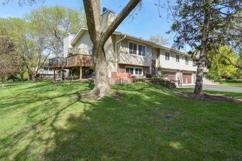 910 94th Avenue NE Blaine MN 55434