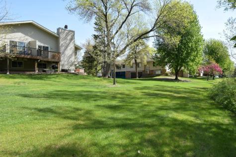 910 94th Avenue NE Blaine MN 55434