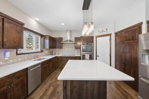 31346 Naples Street NE Cambridge MN 55008