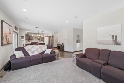 31346 Naples Street NE Cambridge MN 55008