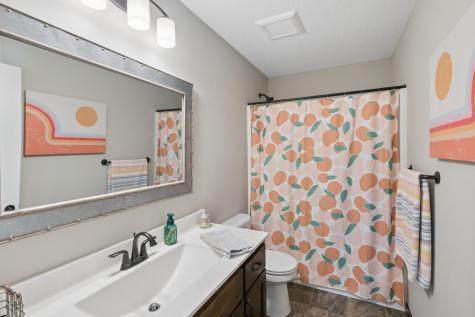 31346 Naples Street NE Cambridge MN 55008