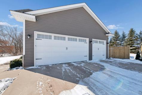 31346 Naples Street NE Cambridge MN 55008