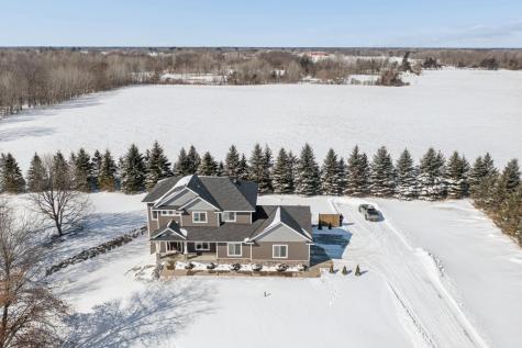 31346 Naples Street NE Cambridge MN 55008