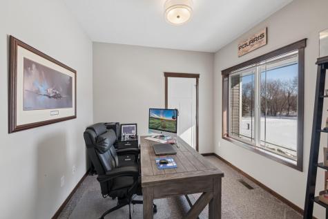 31346 Naples Street NE Cambridge MN 55008