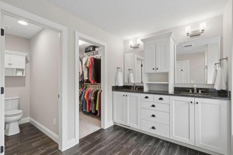1202 Rosemary Lane Chaska MN 55318