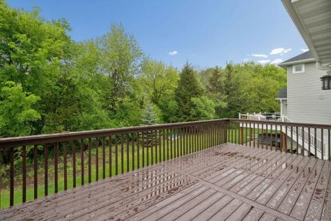 1202 Rosemary Lane Chaska MN 55318