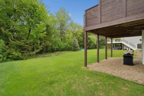 1202 Rosemary Lane Chaska MN 55318