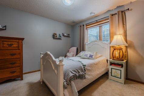2804 32nd Street S Fargo ND 58103