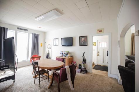 107 E 4th Street Morris MN 56267