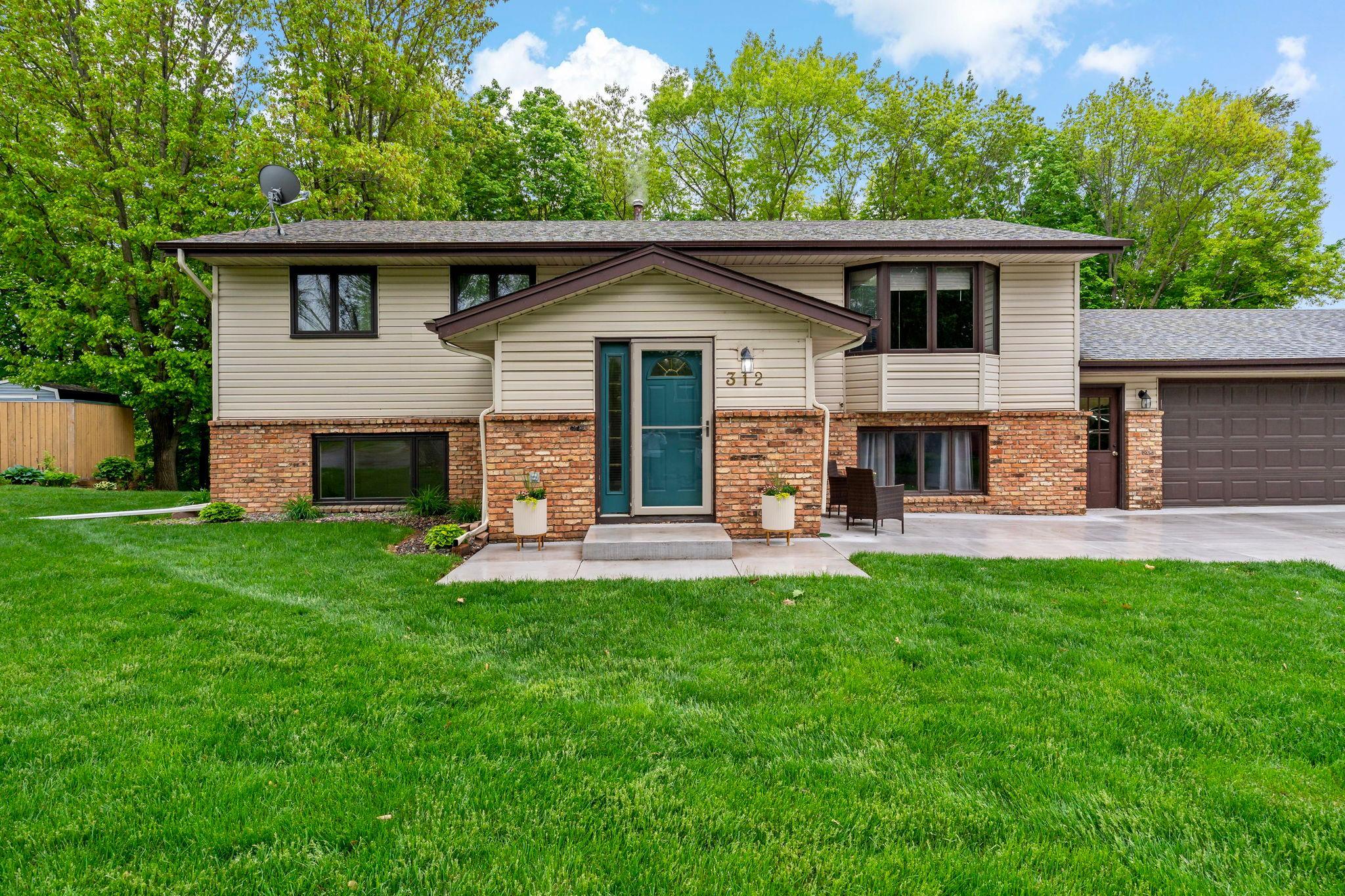 312 Circle Lane SE Saint Michael MN 55376