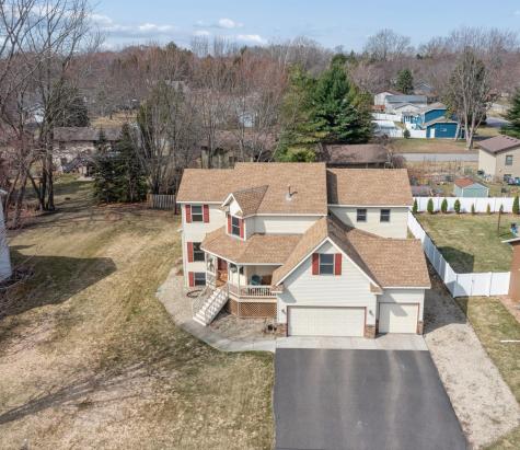 5335 Barry Lane White Bear Lake MN 55110