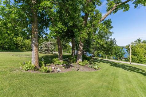 14124 E Eagle Lake Road Battle Lake MN 56515