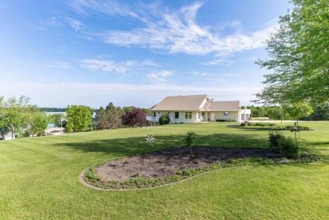 14124 E Eagle Lake Road Battle Lake MN 56515
