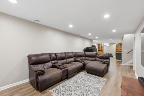 320 4th Street NE Mayer MN 55360