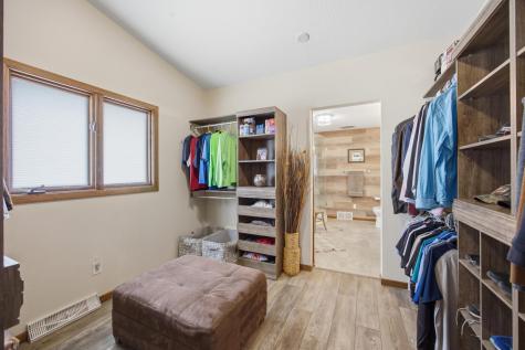 3826 Kensington Drive West Fargo ND 58078