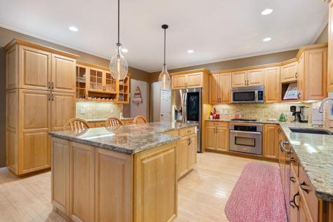 2203 7th Avenue NW Austin MN 55912