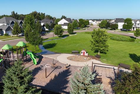 10321 Louisiana Avenue N Brooklyn Park MN 55445