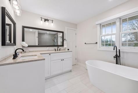 4921 Trillium Lane Edina MN 55435