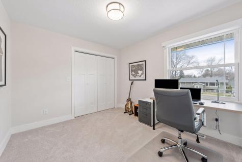 4921 Trillium Lane Edina MN 55435