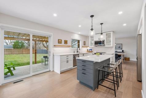 4921 Trillium Lane Edina MN 55435
