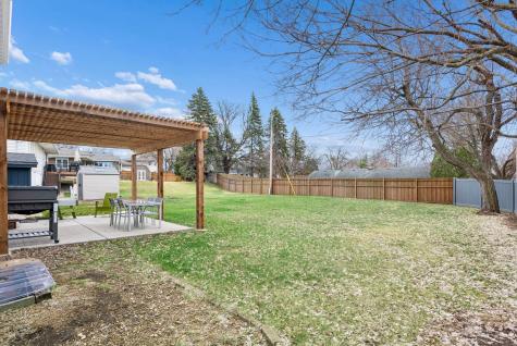 4921 Trillium Lane Edina MN 55435