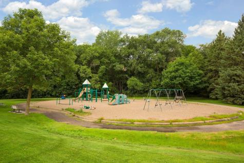 4921 Trillium Lane Edina MN 55435
