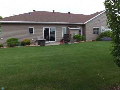 2006 Woodland Drive Wahpeton ND 58075