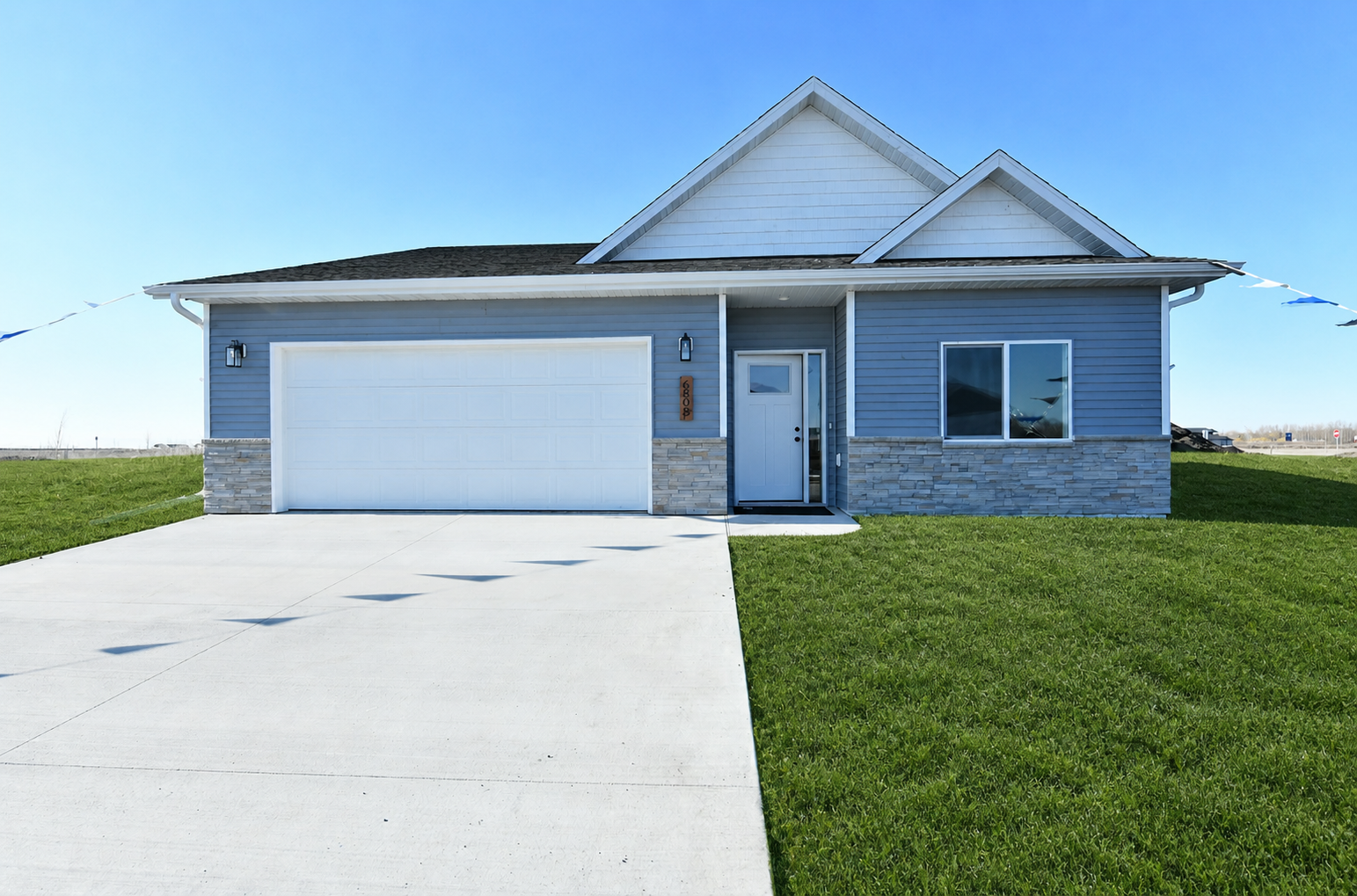 6808 Deer Creek Loop Horace ND 58047