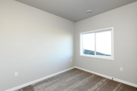 6808 Deer Creek Loop Horace ND 58047